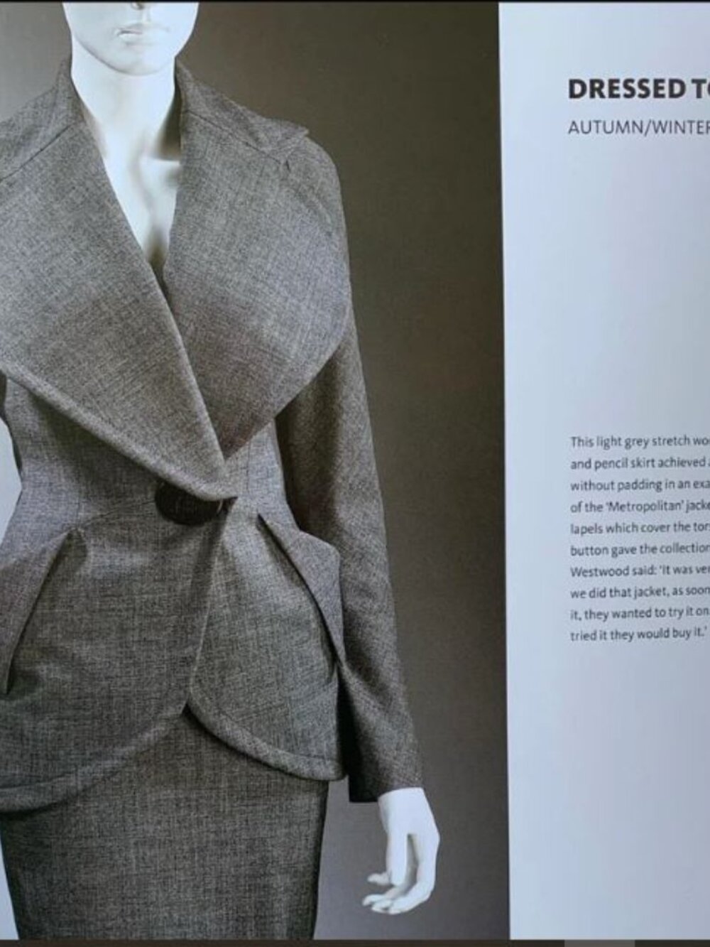 Archival Runway Vivienne Westwood Amphora Wool Jacket size UK 16 - fits US 8/10 - Picture 14 of 14